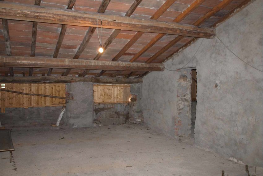 locali a grezzo-